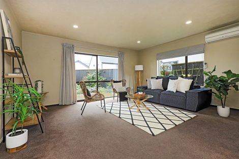 Photo of property in 12 Railey Place, Greenmeadows, Napier, 4112