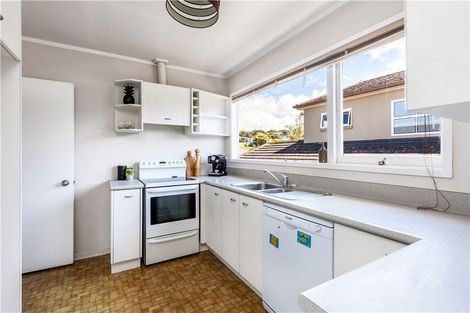 Photo of property in 59 Gordon Avenue, Forrest Hill, Auckland, 0620