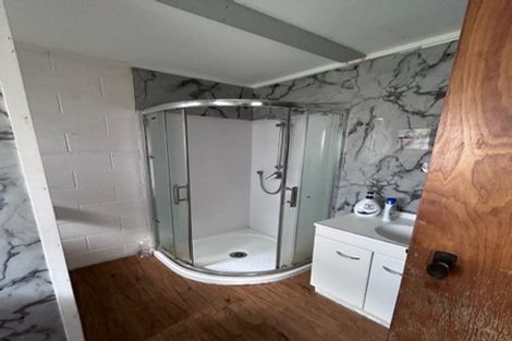 Photo of property in 2/34 Glencourt Place, Glenfield, Auckland, 0629