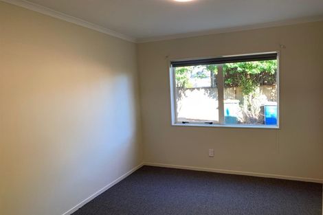 Photo of property in 10 Westvale Avenue, Ranui, Auckland, 0612