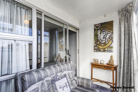 Photo of property in 16 Carow Street, Palmerston North, 4410