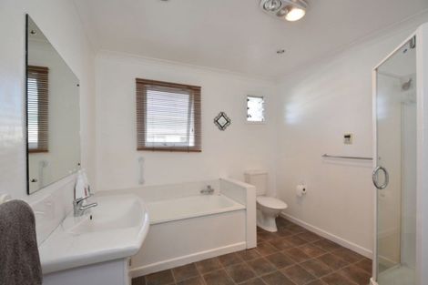 Photo of property in 244 Conyers Street, Strathern, Invercargill, 9812