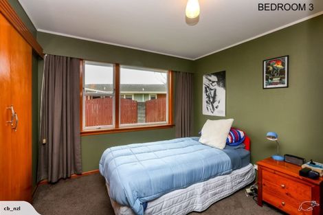 Photo of property in 25 Manu Crescent, Upper Vogeltown, New Plymouth, 4310