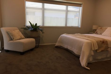 Photo of property in 33 Matata Drive, Takanini, 2112