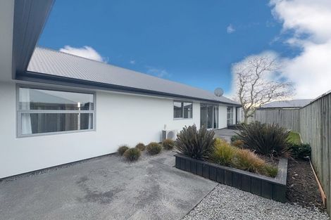 Photo of property in 20 Sequoia Way, Rangiora, 7400