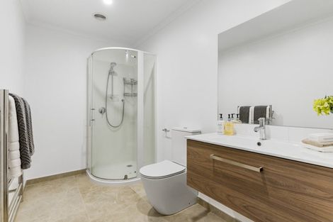 Photo of property in 9 Hudson Bay Road, Hobsonville, Auckland, 0616