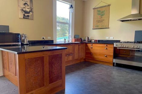 Photo of property in 30 Stenhouse Road, Mount Trotter, Palmerston, 9481