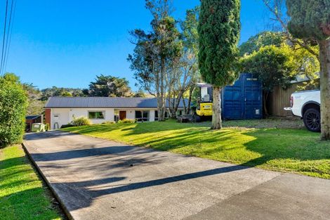 Photo of property in 11 Springbank Lane, Te Atatu Peninsula, Auckland, 0610