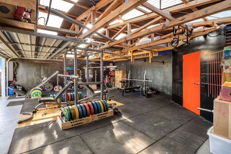 Photo of property in 10 Omori Place, Castlecliff, Whanganui, 4501