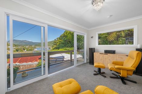Photo of property in 12 Arthur Crescent, Waikawa, Picton, 7220