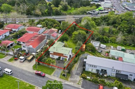 Photo of property in 4 Blanc Road, Silverdale, 0932