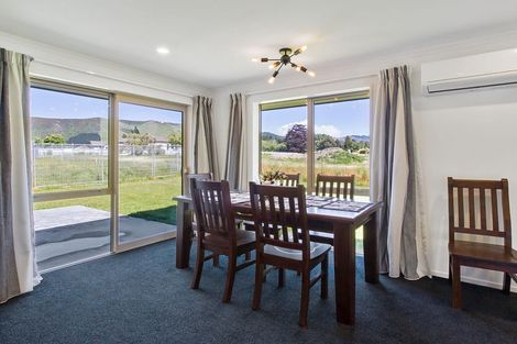 Photo of property in 224 Queen Street, Waimate, 7924