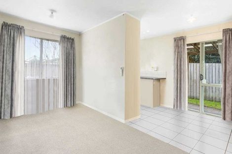 Photo of property in 7 Raleigh Avenue, Fairview Downs, Hamilton, 3214