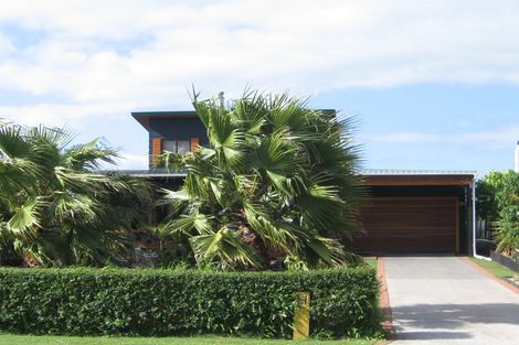 Photo of property in 32 Athenree Road, Athenree, Katikati, 3177