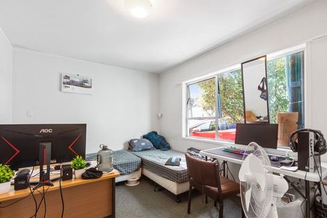 Photo of property in 9 Pinedale Place, Henderson, Auckland, 0610