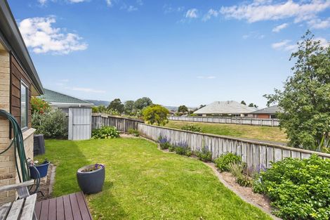 Photo of property in 44 Hadleigh Court, Paraparaumu, 5032