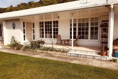 Photo of property in Regency Flats, 6/29-45 Miramar North Road, Miramar, Wellington, 6022