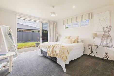 Photo of property in 7 Miller Street, Otane, 4202