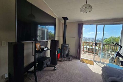 Photo of property in 6 Kekerenga Street, Strathmore Park, Wellington, 6022