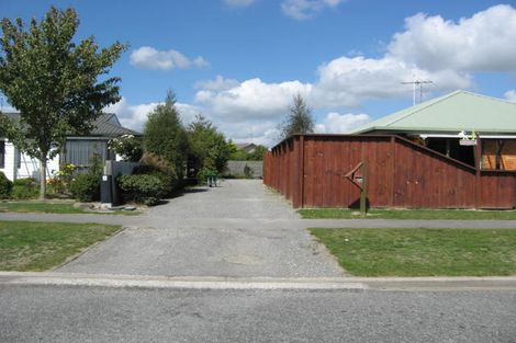 Photo of property in 7b Devon Crescent, Darfield, 7510