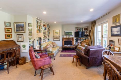 Photo of property in 1 Hodge Terrace, Havelock North, 4130