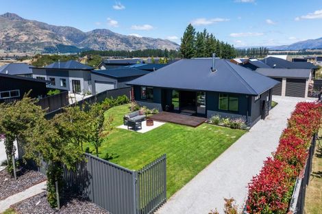 Photo of property in 14 Teal Place, Lake Hawea, Wanaka, 9382