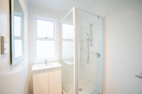 Photo of property in 15a Haydon Street, Roslyn, Palmerston North, 4414