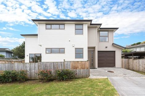 Photo of property in 6a St Catherine Crescent, West Harbour, Auckland, 0618