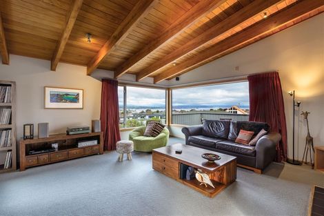 Photo of property in 5 Ventoux Way, Nukuhau, Taupo, 3330