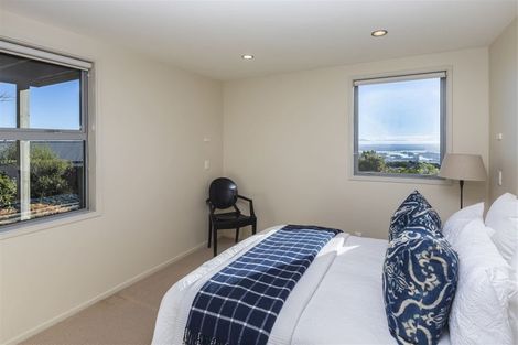 Photo of property in 135 Major Hornbrook Road, Mount Pleasant, Christchurch, 8081