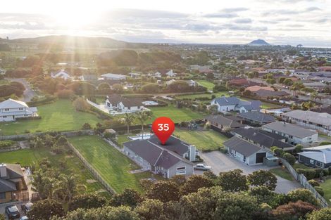 Photo of property in 35 Twin Oak Avenue, Papamoa Beach, Papamoa, 3118
