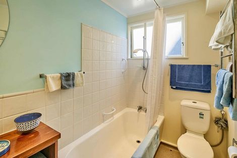 Photo of property in Westgate Flats, 9/36 Queen Street, Mount Victoria, Wellington, 6011