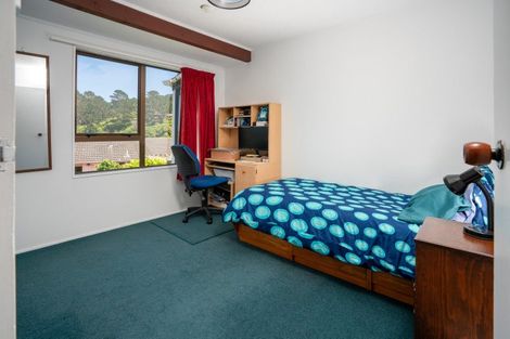 Photo of property in 51 Percy Dyett Drive, Karori, Wellington, 6012