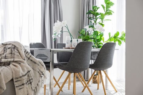 Photo of property in 4/73 Vintage Drive, Henderson, Auckland, 0612