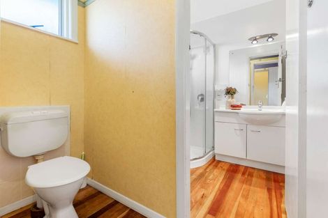 Photo of property in 2 Marsden Place, Awapuni, Palmerston North, 4412