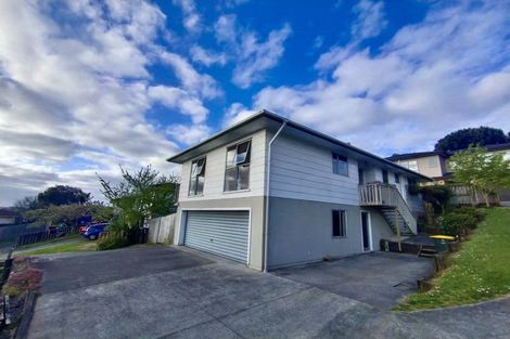 Photo of property in 39 Lewisham Street, Highland Park, Auckland, 2010