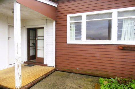 Photo of property in 19 Fonblanque Street, Westport, 7825