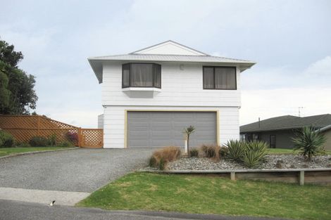 Photo of property in 14 Mckenzie Avenue, Raumati South, Paraparaumu, 5032