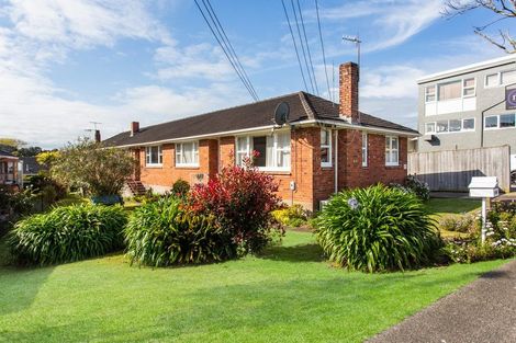 Photo of property in 2/108 Saint Johns Road, Saint Johns, Auckland, 1072
