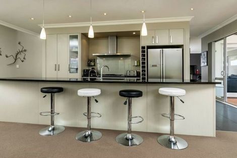 Photo of property in 7 Miromiro Street, Greenhithe, Auckland, 0632