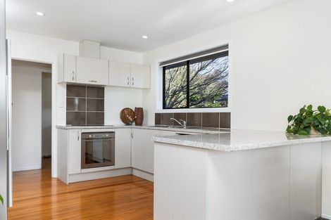 Photo of property in 8 Oldham Crescent, Halswell, Christchurch, 8025