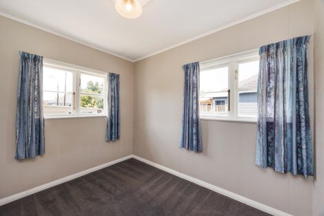 Photo of property in 43 Millar Street, Terrace End, Palmerston North, 4410