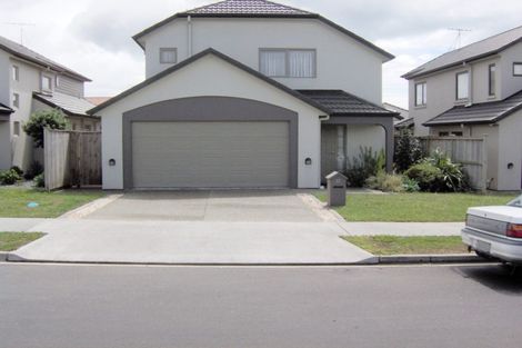 Photo of property in 11 Lilybank Crescent, East Tamaki, Auckland, 2013