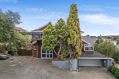 Photo of property in 8 Burn-murdoch Street, St Andrews, Hamilton, 3200