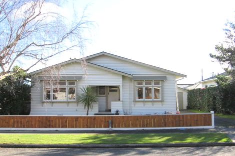 Photo of property in 44 Miro Street, Takaro, Palmerston North, 4410