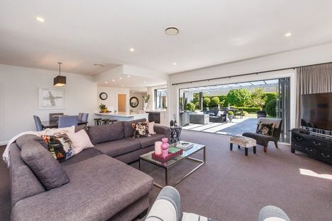 Photo of property in 92 Marne Street, Hokowhitu, Palmerston North, 4410