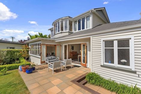 Photo of property in 1 Bradnor Road, Fendalton, Christchurch, 8052