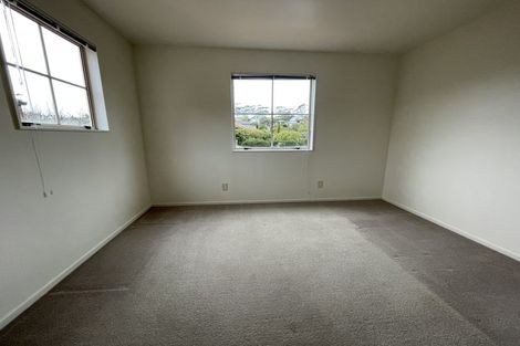 Photo of property in 1/11 Mandica Place, Sunnynook, Auckland, 0632