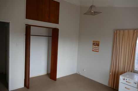 Photo of property in 1/8 Wattle Street, New Lynn, Auckland, 0600