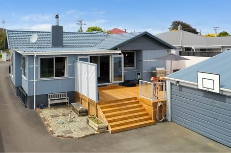 Photo of property in 17 Tainui Street, Welbourn, New Plymouth, 4312